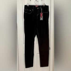 TORRID WOMENS JEANS, CURVY NWT, size 12 T